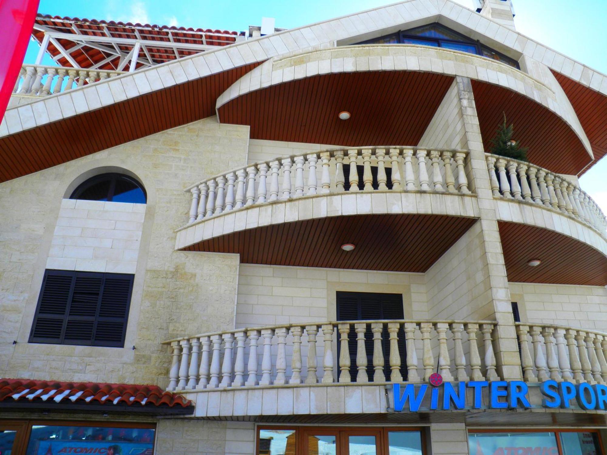 Stone Chalets Faraya Exterior photo